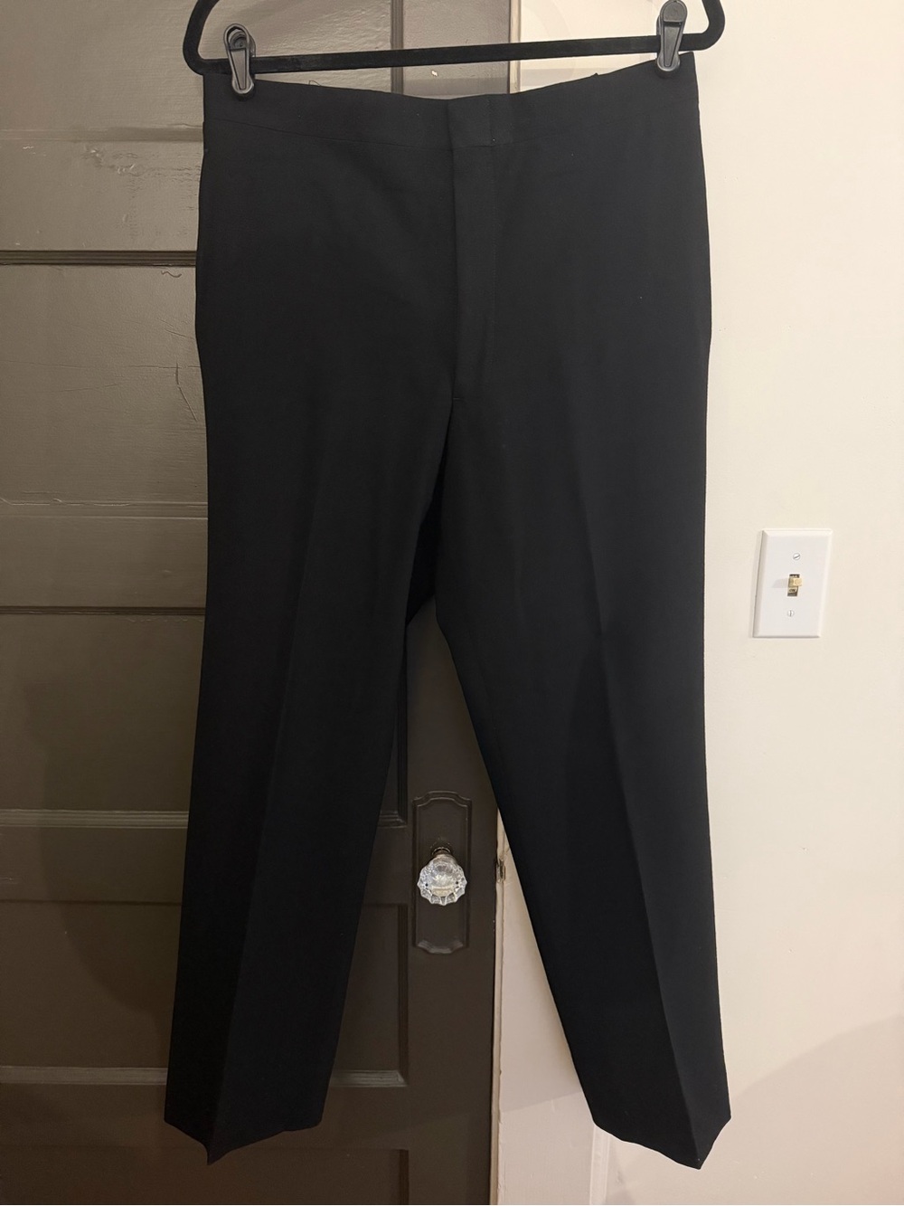 Tuxedo - Picture 2 of 6